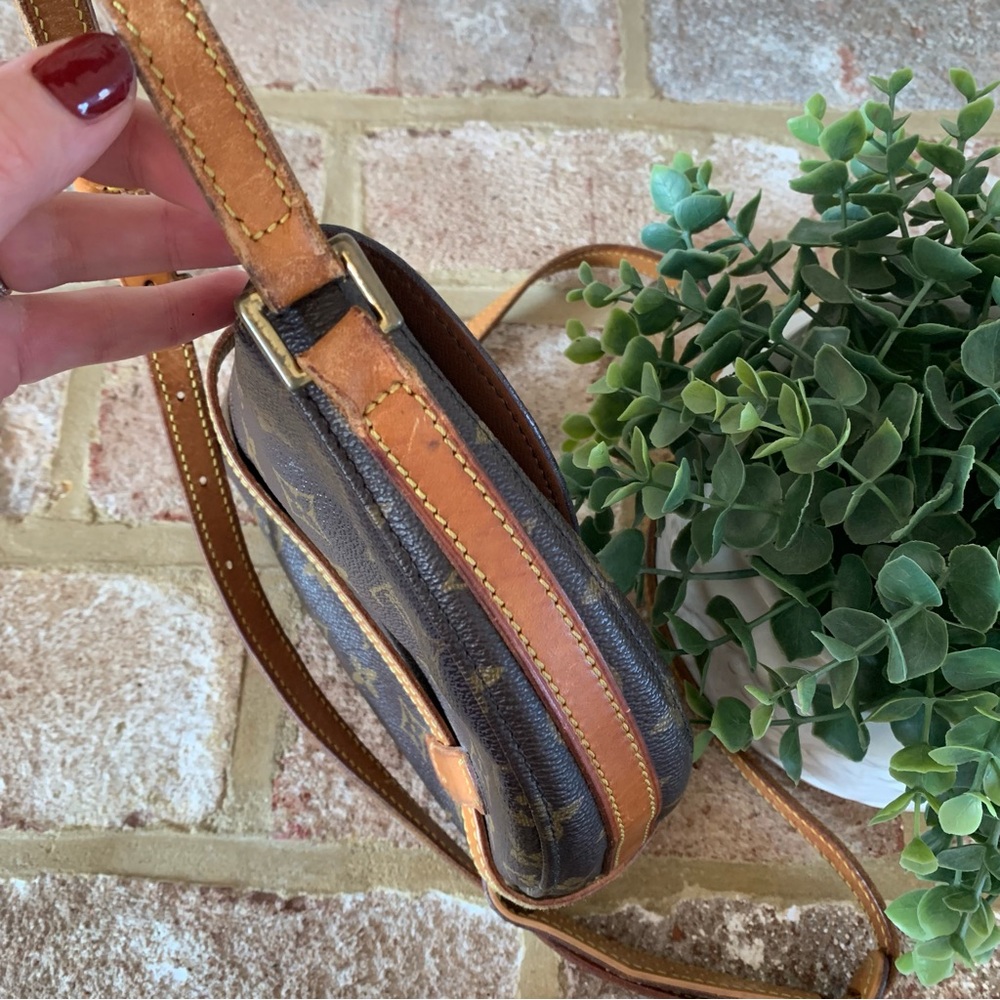 Louis Vuitton | Authentic LV Monogram | Chantilly PM | Crossbody Saddle Bag - Picture 12 of 16